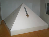 Piramicama Hércules blanca