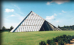 Otra pirámide en Holanda